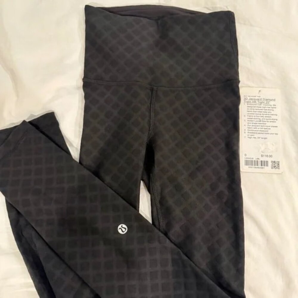 Lululemon Jacquard Diamond Train HR Tight 25"